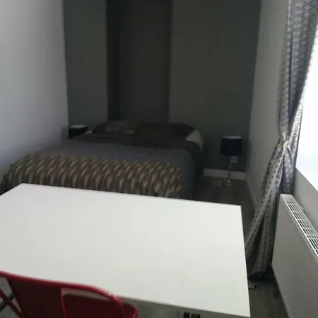 Maison Loft Centre Ville בית אירוח *
